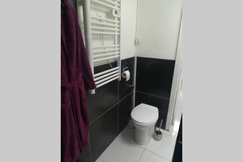 Appartement neuf à Boussu - près de la France - all inclusive élec, Eau, pellet Extérieur photo