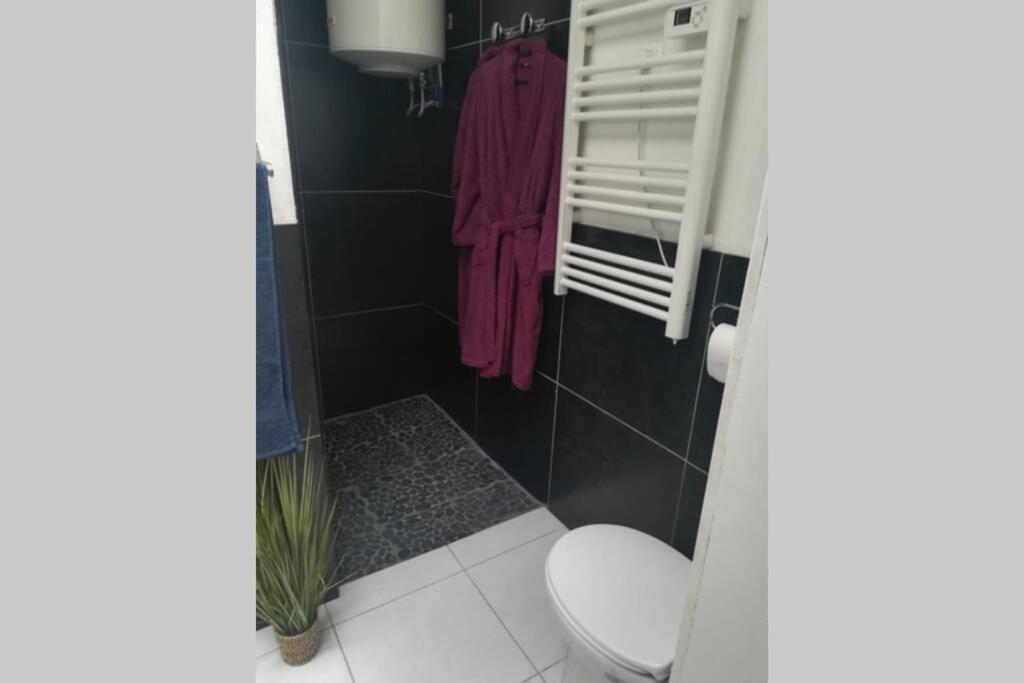 Appartement neuf à Boussu - près de la France - all inclusive élec, Eau, pellet Extérieur photo